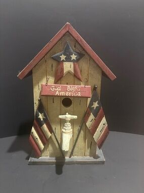 Patriotic 'God Bless America' Rustic Birdhouse - Red, White & Blue